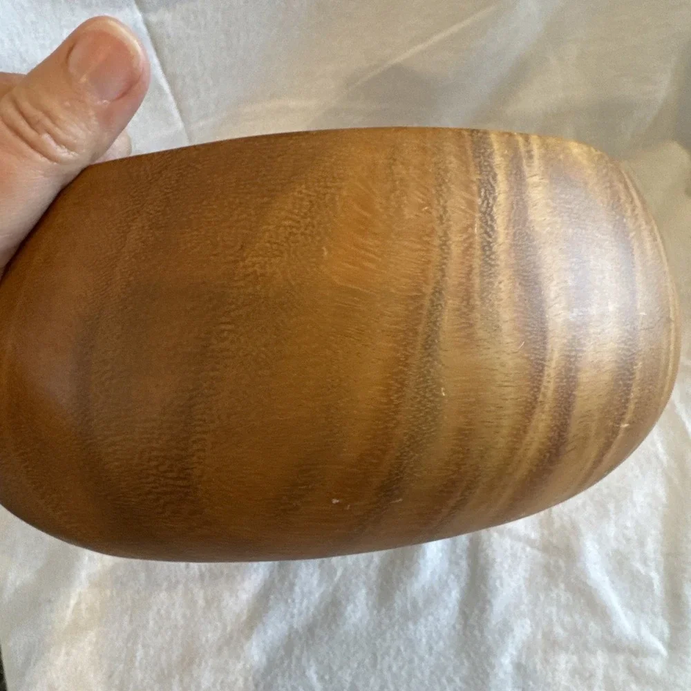Pacific Merchants Acacia Wood Round Calabash Bowl Handcrafted 9